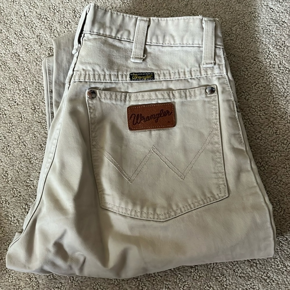 Khaki Vintage Wranglers, Size 27